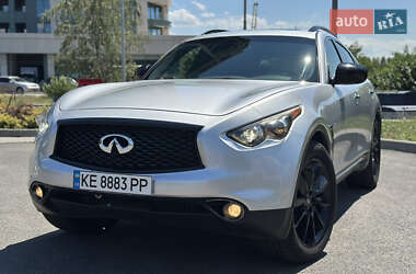 Позашляховик / Кросовер Infiniti QX70 2016 в Дніпрі