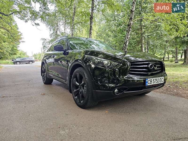 Позашляховик / Кросовер Infiniti QX70 2014 в Ніжині