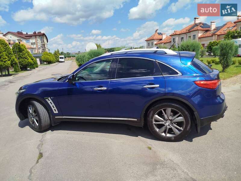 Внедорожник / Кроссовер Infiniti QX70 2015 в Шептицькому
