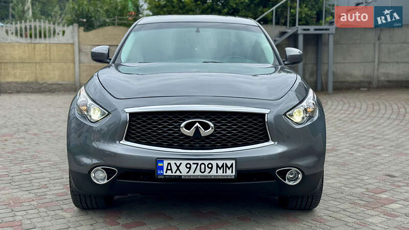 Позашляховик / Кросовер Infiniti QX70 2016 в Харкові