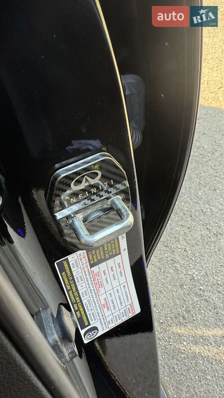Внедорожник / Кроссовер Infiniti QX70 2017 в Кропивницком