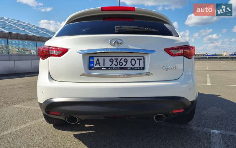 Позашляховик / Кросовер Infiniti QX70 2016 в Києві