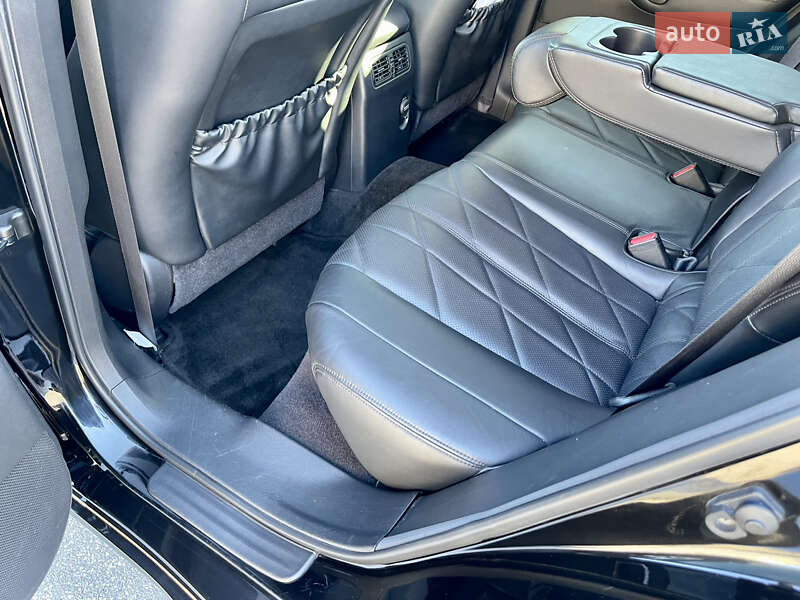 Внедорожник / Кроссовер Infiniti QX70 2013 в Харькове