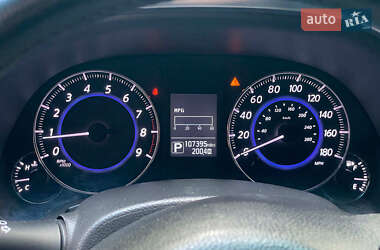 Внедорожник / Кроссовер Infiniti QX70 2014 в 