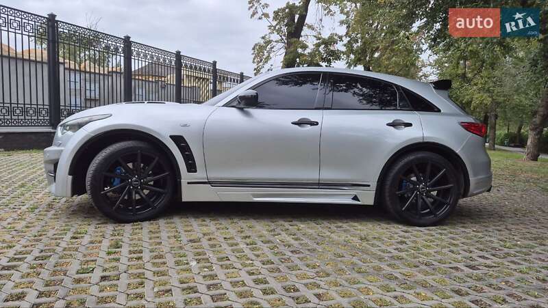 Внедорожник / Кроссовер Infiniti QX70 2015 в Харькове фото 5 Внедорожник / Кроссовер Infiniti QX70 2015 в Харькове