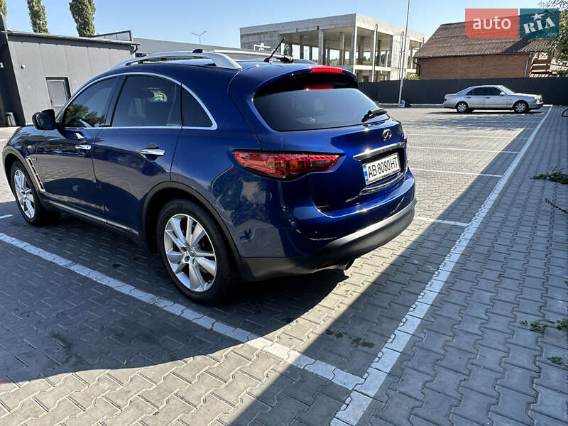 Внедорожник / Кроссовер Infiniti QX70 2015 в Виннице фото 9 Внедорожник / Кроссовер Infiniti QX70 2015 в Виннице