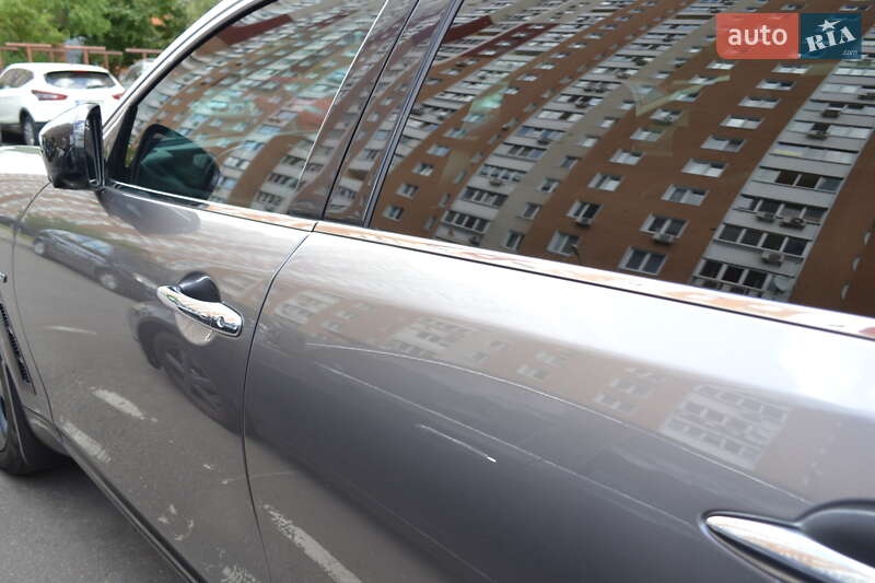 Внедорожник / Кроссовер Infiniti QX70 2014 в Киеве