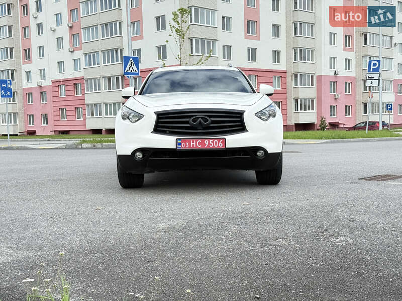 Внедорожник / Кроссовер Infiniti QX70 2016 в Виннице