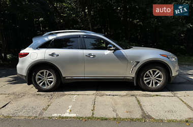 Внедорожник / Кроссовер Infiniti QX70 2013 в Киеве