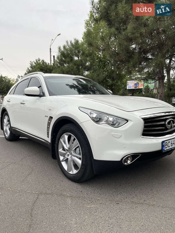Внедорожник / Кроссовер Infiniti QX70 2015 в Одессе