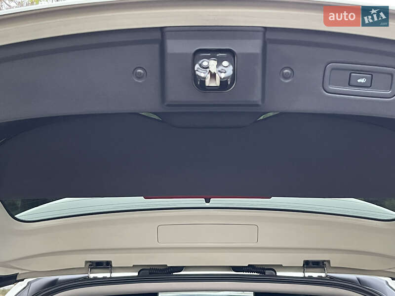 Внедорожник / Кроссовер Infiniti QX70 2015 в Одессе