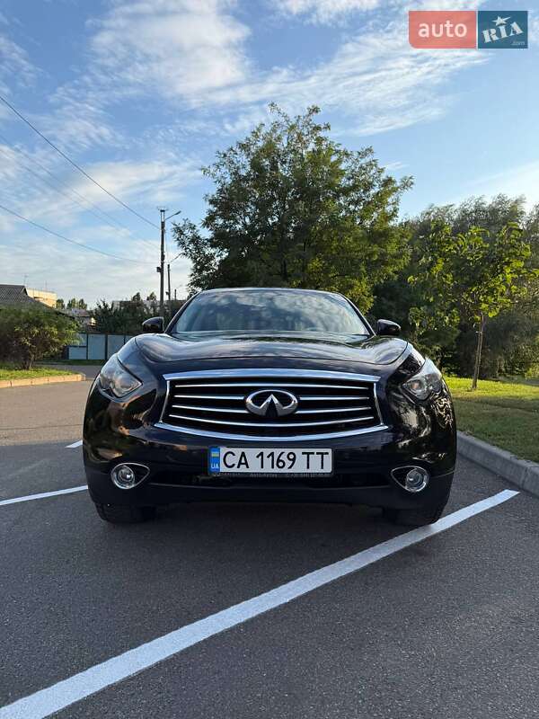 Внедорожник / Кроссовер Infiniti QX70 2016 в Киеве