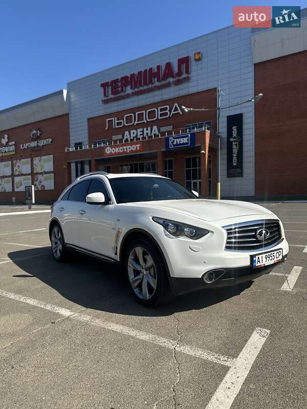 Внедорожник / Кроссовер Infiniti QX70 2014 в Броварах
