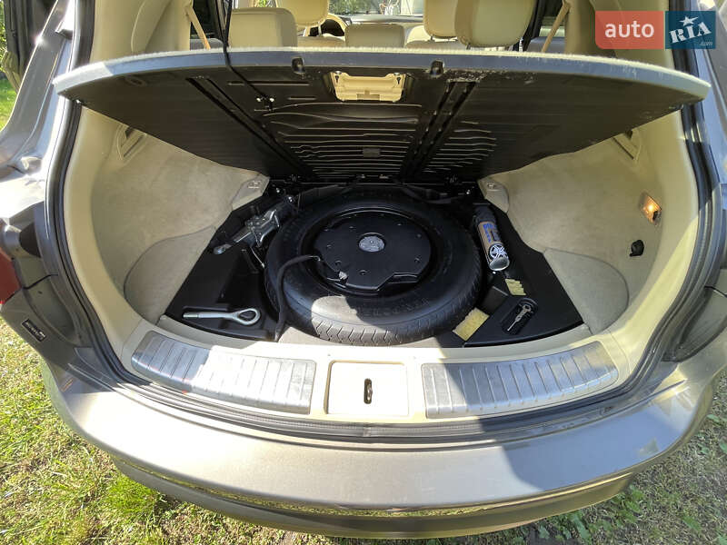 Внедорожник / Кроссовер Infiniti QX70 2015 в Белой Церкви фото 18 Внедорожник / Кроссовер Infiniti QX70 2015 в Белой Церкви