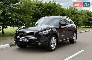 Позашляховик / Кросовер Infiniti QX70 2013 в Києві