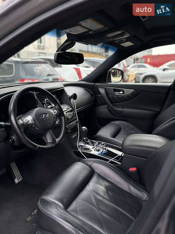 Внедорожник / Кроссовер Infiniti QX70 2017 в Киеве