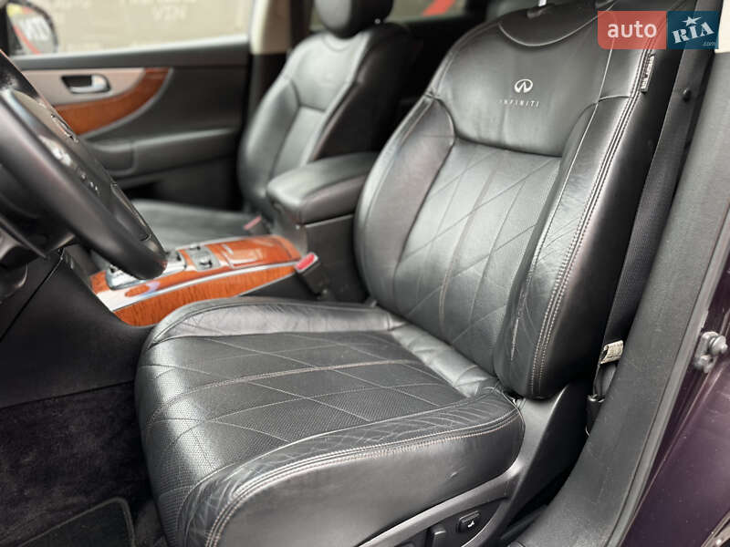 Позашляховик / Кросовер Infiniti QX70 2013 в Вінниці