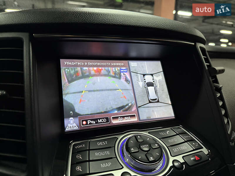 Позашляховик / Кросовер Infiniti QX70 2014 в Києві