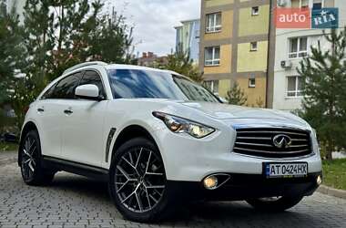 Позашляховик / Кросовер Infiniti QX70 2016 в Івано-Франківську