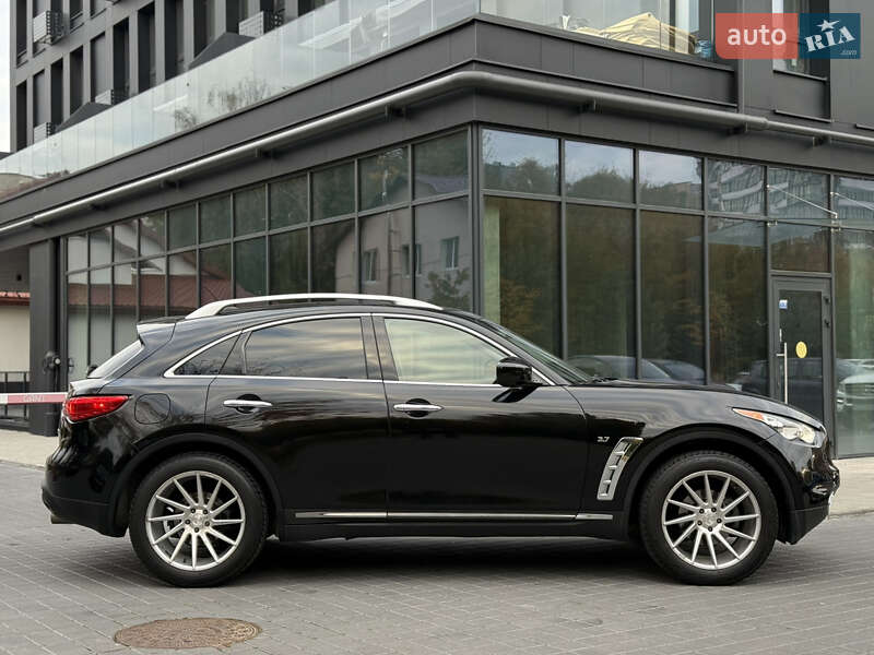 Внедорожник / Кроссовер Infiniti QX70 2016 в Львове фото 12 Внедорожник / Кроссовер Infiniti QX70 2016 в Львове