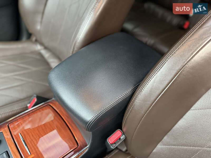 Внедорожник / Кроссовер Infiniti QX70 2016 в Львове фото 28 Внедорожник / Кроссовер Infiniti QX70 2016 в Львове