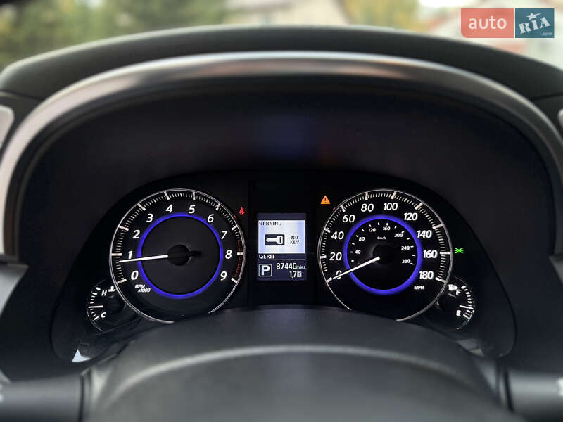 Внедорожник / Кроссовер Infiniti QX70 2016 в Львове фото 33 Внедорожник / Кроссовер Infiniti QX70 2016 в Львове