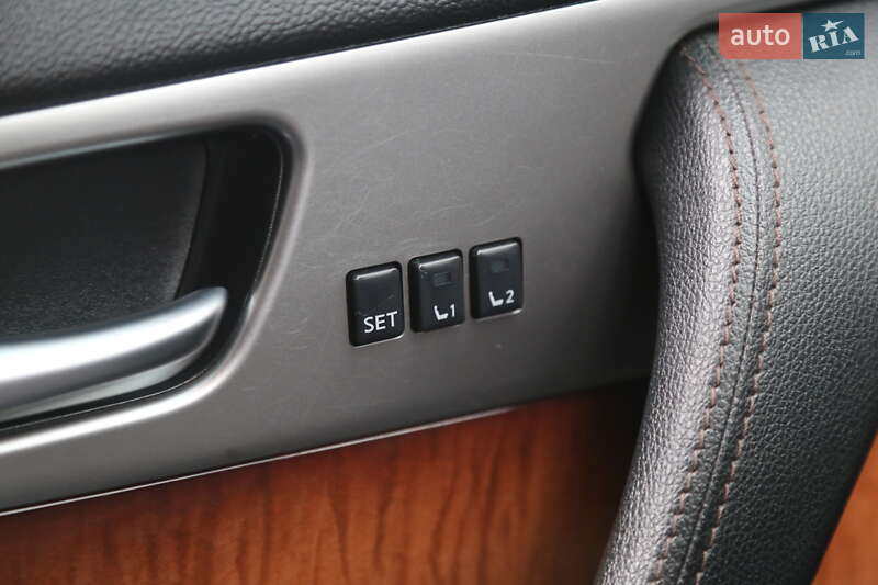 Позашляховик / Кросовер Infiniti QX70 2013 в Києві фото 23 Позашляховик / Кросовер Infiniti QX70 2013 в Києві