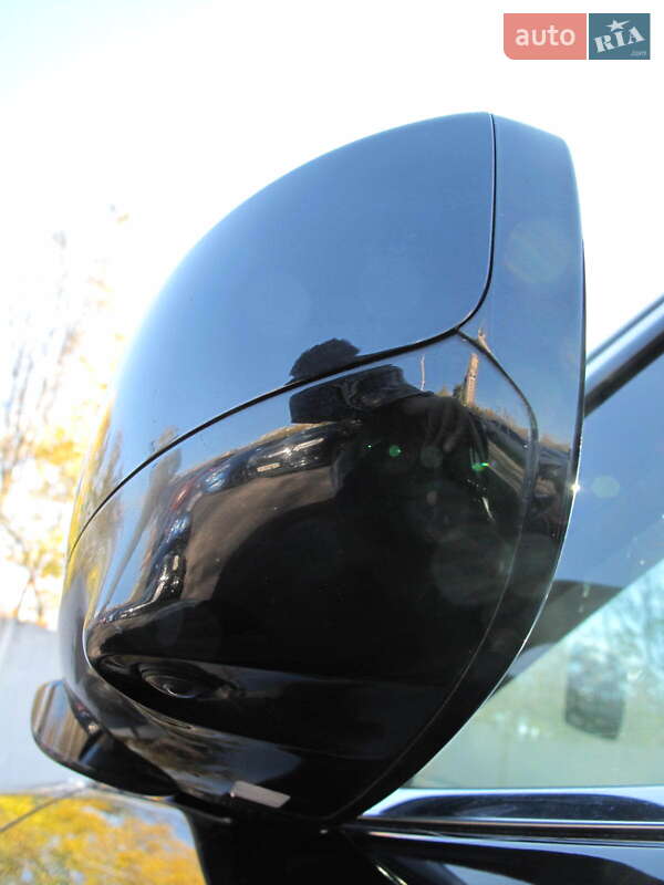 Позашляховик / Кросовер Infiniti QX70 2013 в Києві