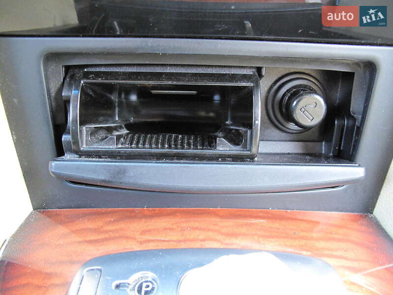 Позашляховик / Кросовер Infiniti QX70 2013 в Києві