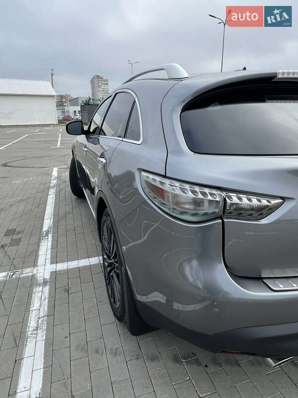 Внедорожник / Кроссовер Infiniti QX70 2017 в Одессе
