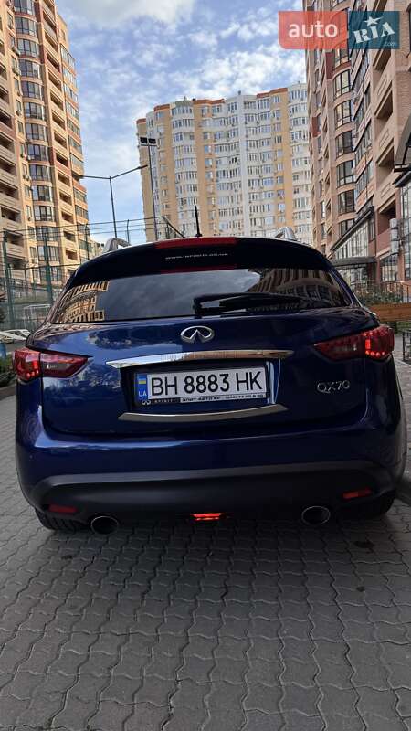Внедорожник / Кроссовер Infiniti QX70 2016 в Одессе фото 42 Внедорожник / Кроссовер Infiniti QX70 2016 в Одессе