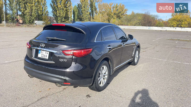Внедорожник / Кроссовер Infiniti QX70 2017 в Черкассах