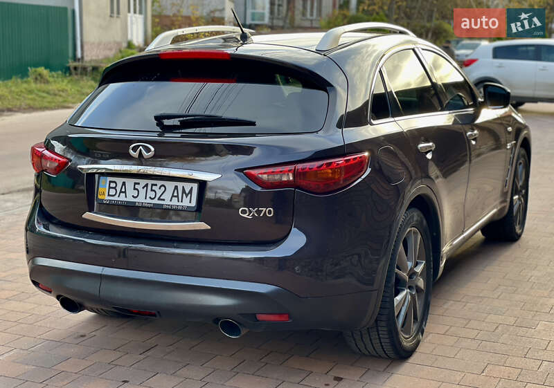 Внедорожник / Кроссовер Infiniti QX70 2014 в Киеве фото 5 Внедорожник / Кроссовер Infiniti QX70 2014 в Киеве