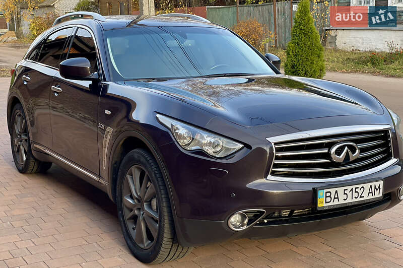 Внедорожник / Кроссовер Infiniti QX70 2014 в Киеве фото 4 Внедорожник / Кроссовер Infiniti QX70 2014 в Киеве