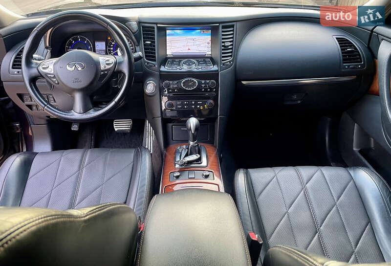 Внедорожник / Кроссовер Infiniti QX70 2014 в Киеве фото 28 Внедорожник / Кроссовер Infiniti QX70 2014 в Киеве
