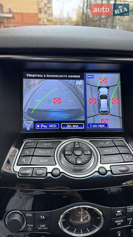 Внедорожник / Кроссовер Infiniti QX70 2016 в Одессе