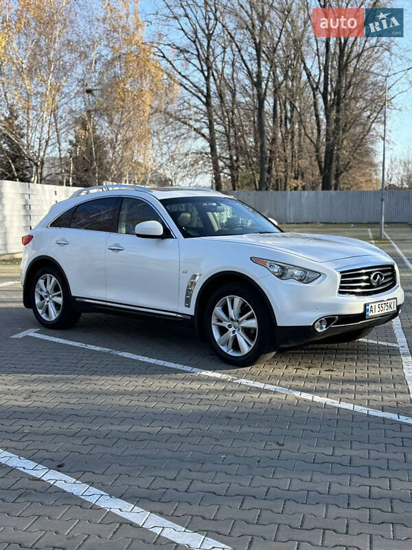 Внедорожник / Кроссовер Infiniti QX70 2014 в Крюковщине фото 7 Внедорожник / Кроссовер Infiniti QX70 2014 в Крюковщине