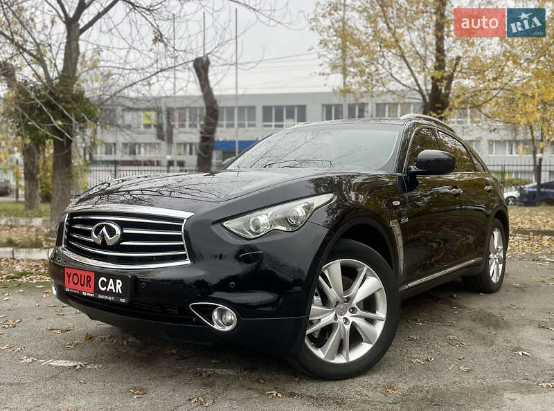 Внедорожник / Кроссовер Infiniti QX70 2015 в Киеве