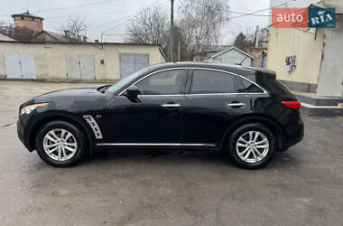 Внедорожник / Кроссовер Infiniti QX70 2013 в Волочиске