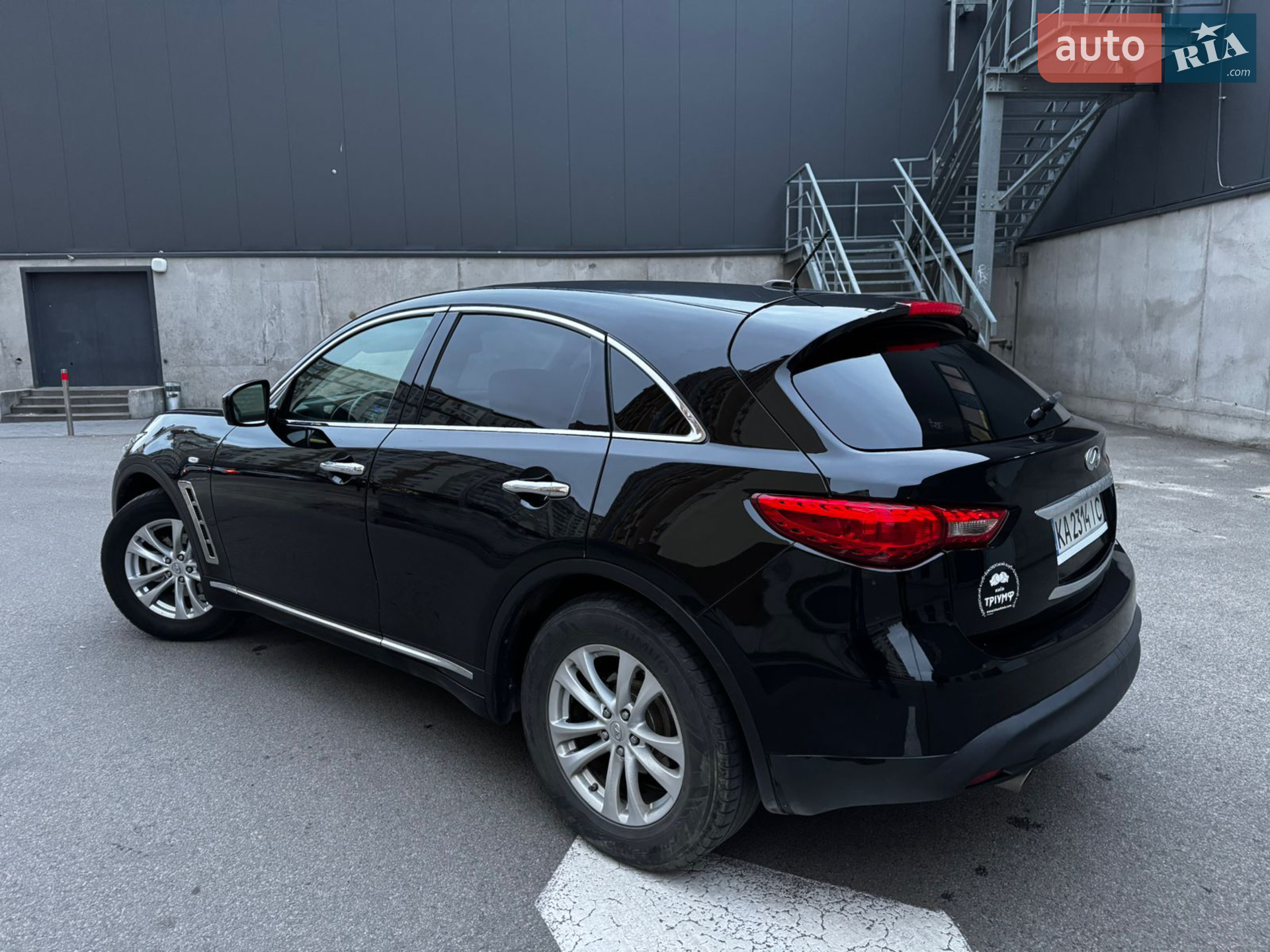 2013 Infiniti QX70 - мініатюра 10