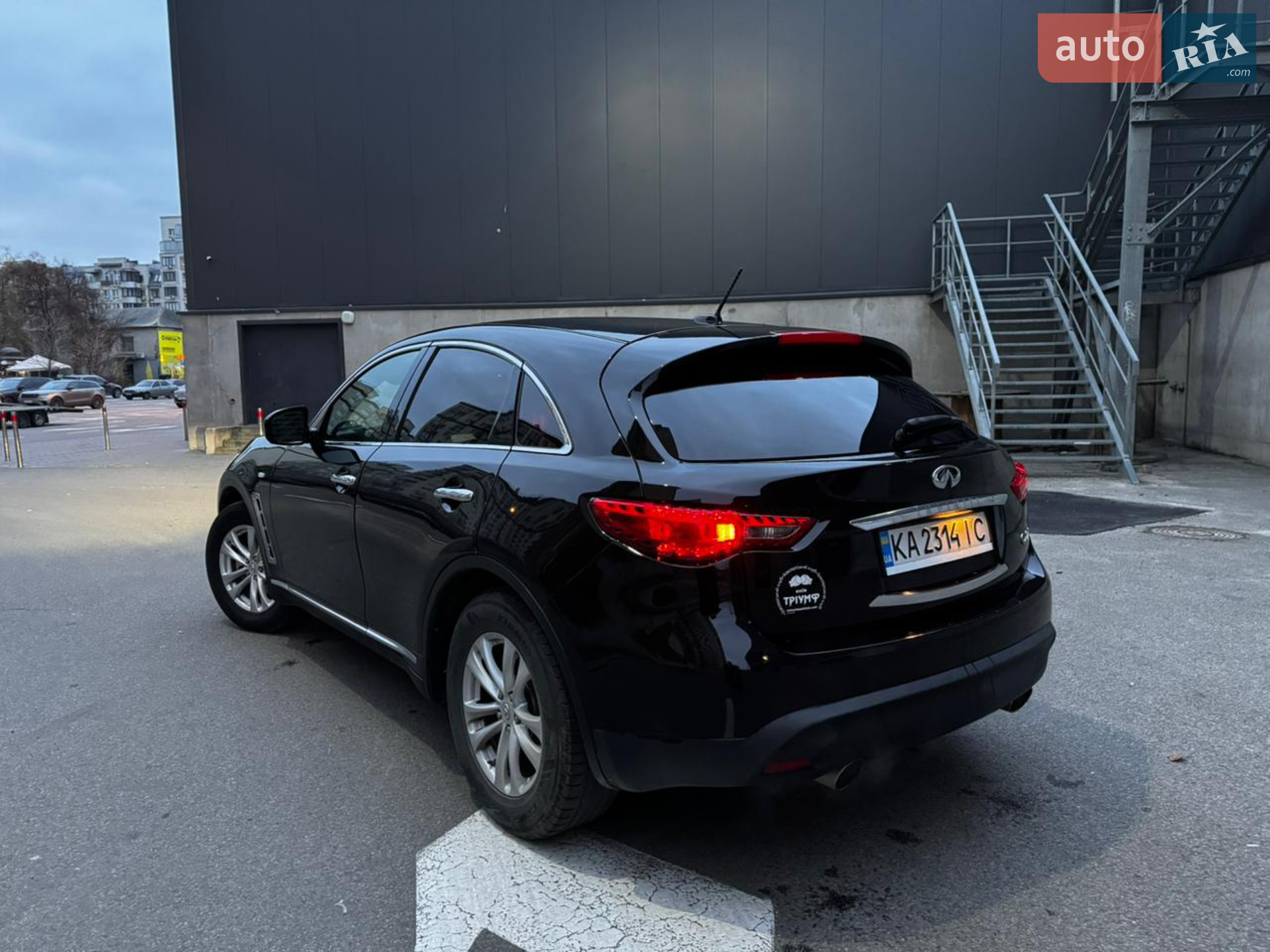 2013 Infiniti QX70 - мініатюра 16