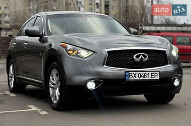 Позашляховик / Кросовер Infiniti QX70 2017 в Здолбуніві