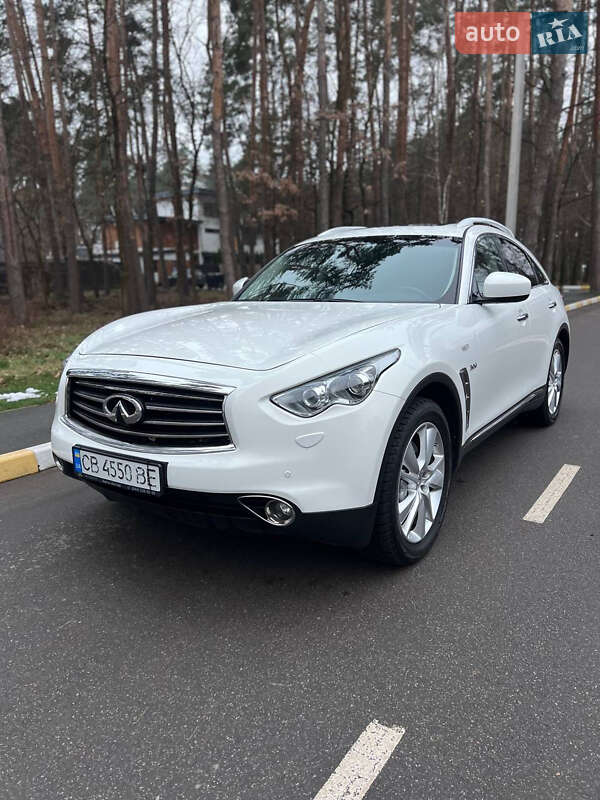 Внедорожник / Кроссовер Infiniti QX70 2015 в Киеве