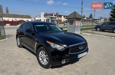 Внедорожник / Кроссовер Infiniti QX70 2013 в Волочиске
