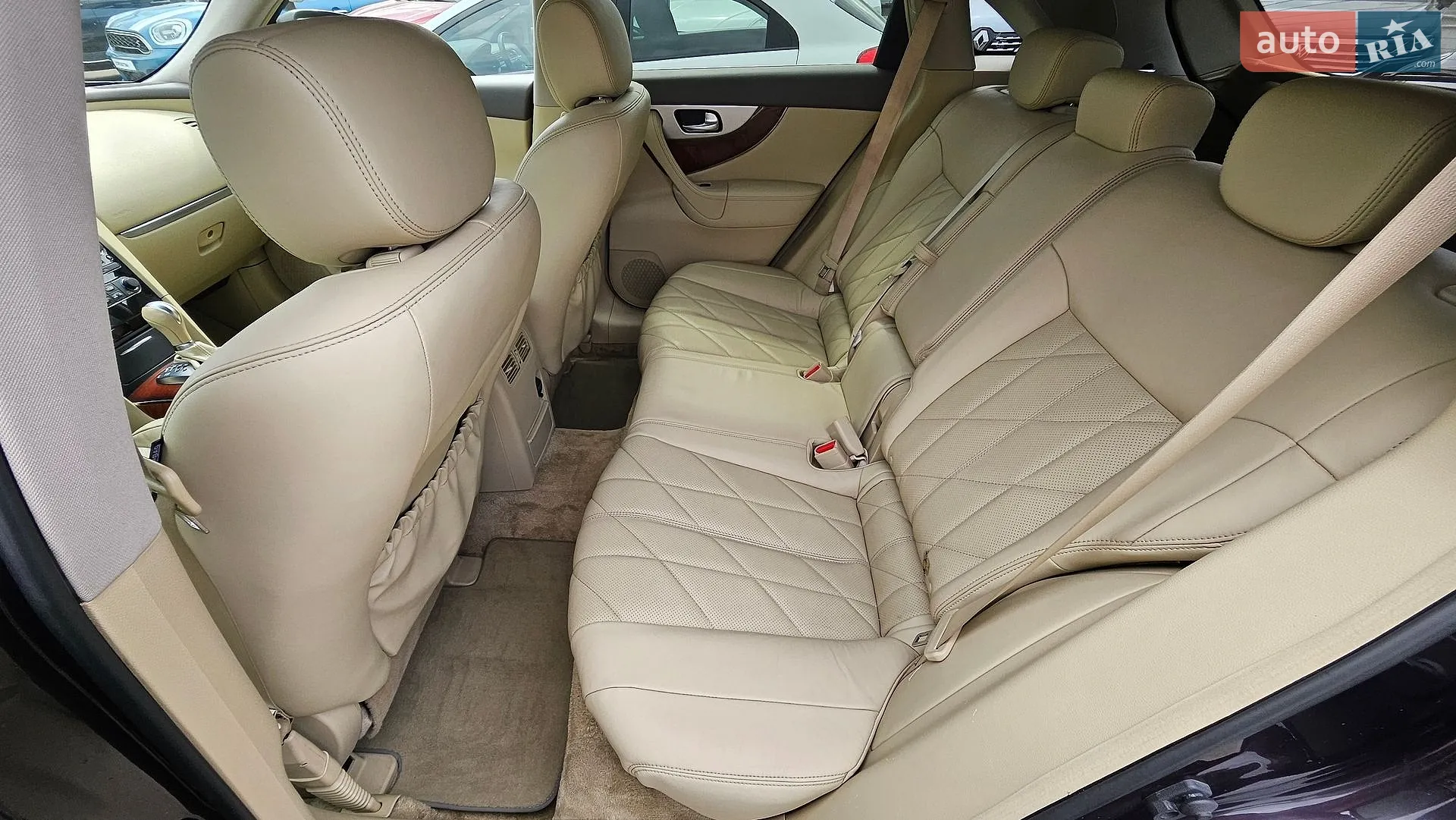 2013 Infiniti QX70 - мініатюра 17