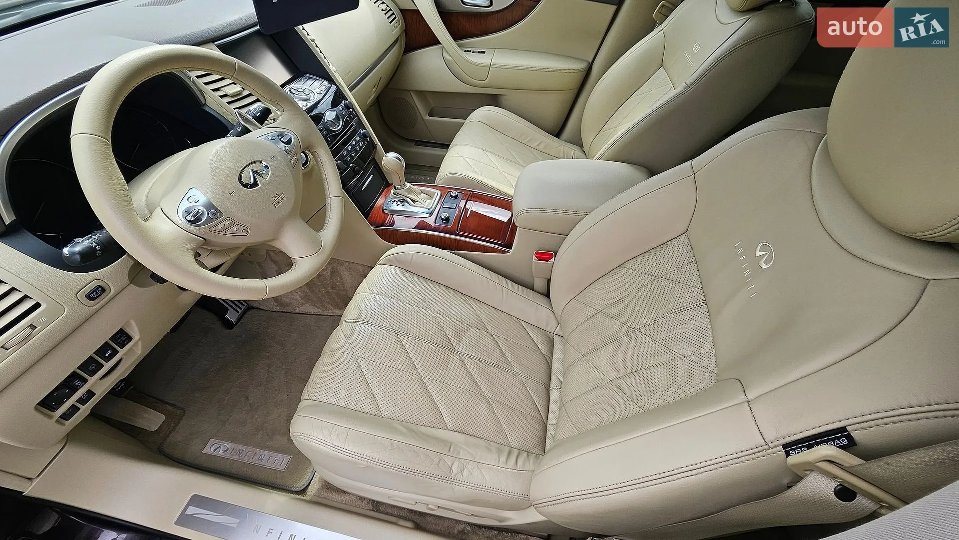 2013 Infiniti QX70 - мініатюра 15