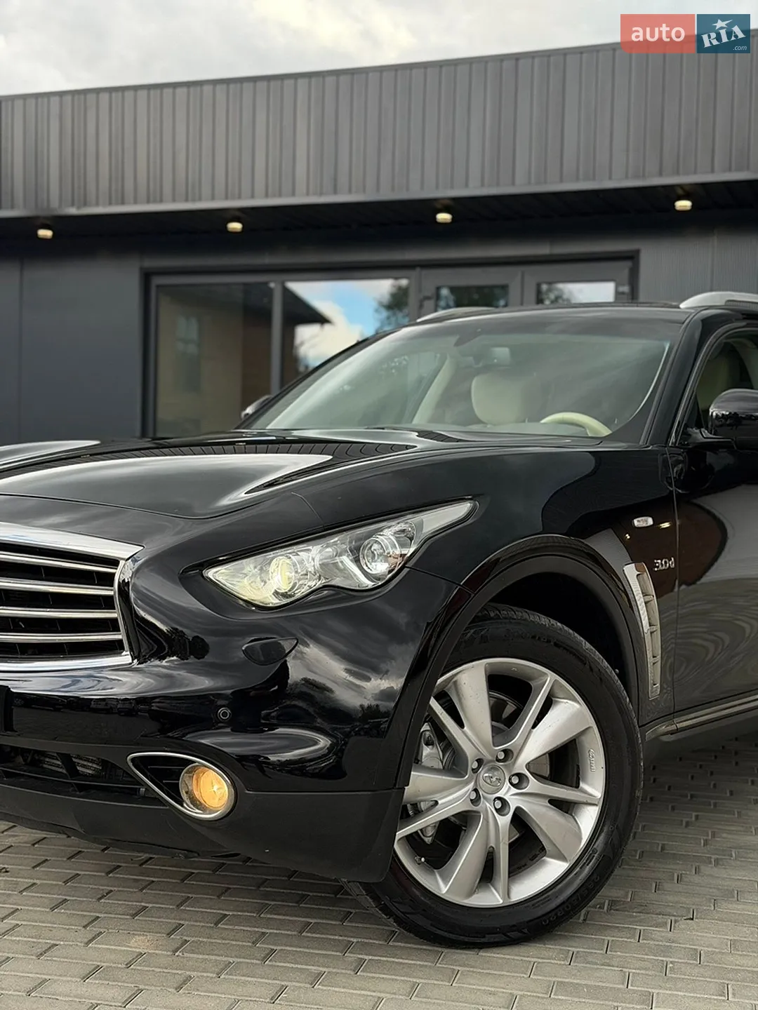 2013 Infiniti QX70 - мініатюра 7
