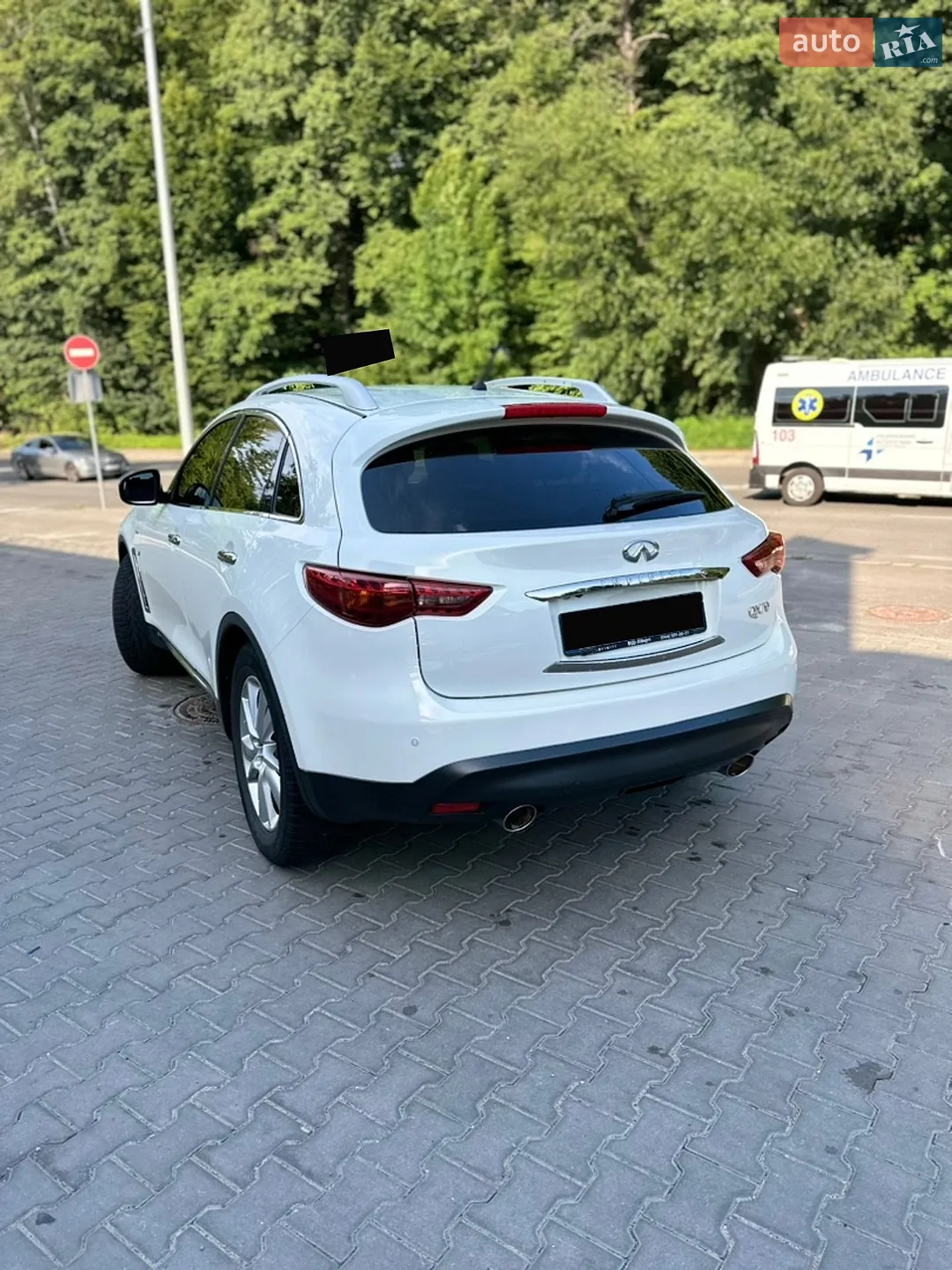 2015 Infiniti QX70 - мініатюра 3
