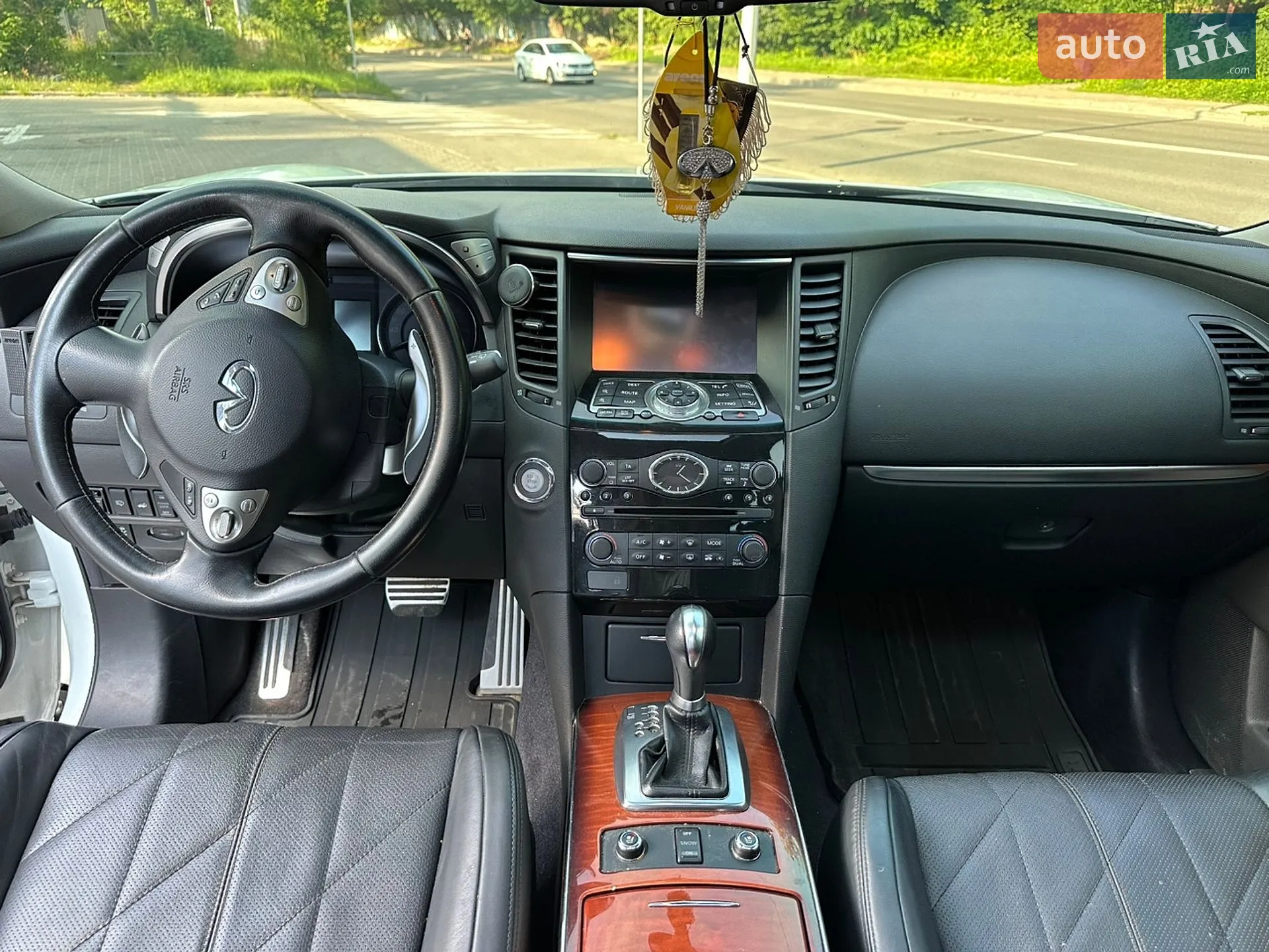 2015 Infiniti QX70 - мініатюра 13