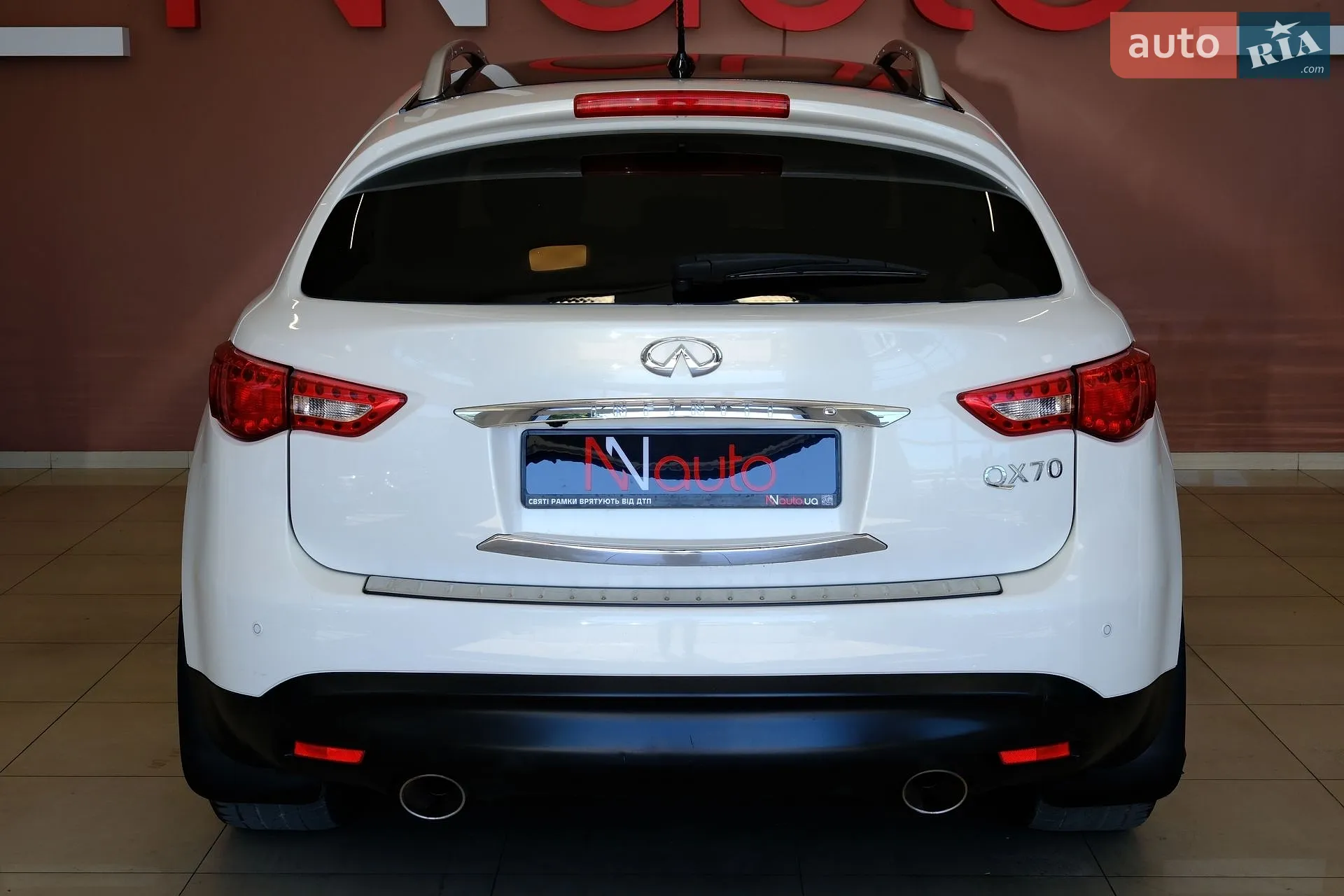 2016 Infiniti QX70 - мініатюра 12
